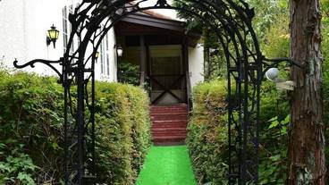 施設の入り口 / 14