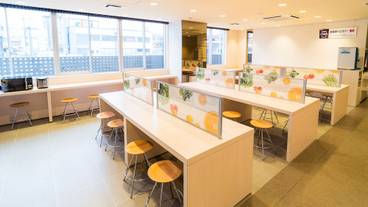 施設内の設備 / 1