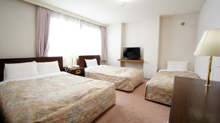 トリプルルーム 喫煙可