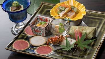 会席料理のメニュー例 / 2