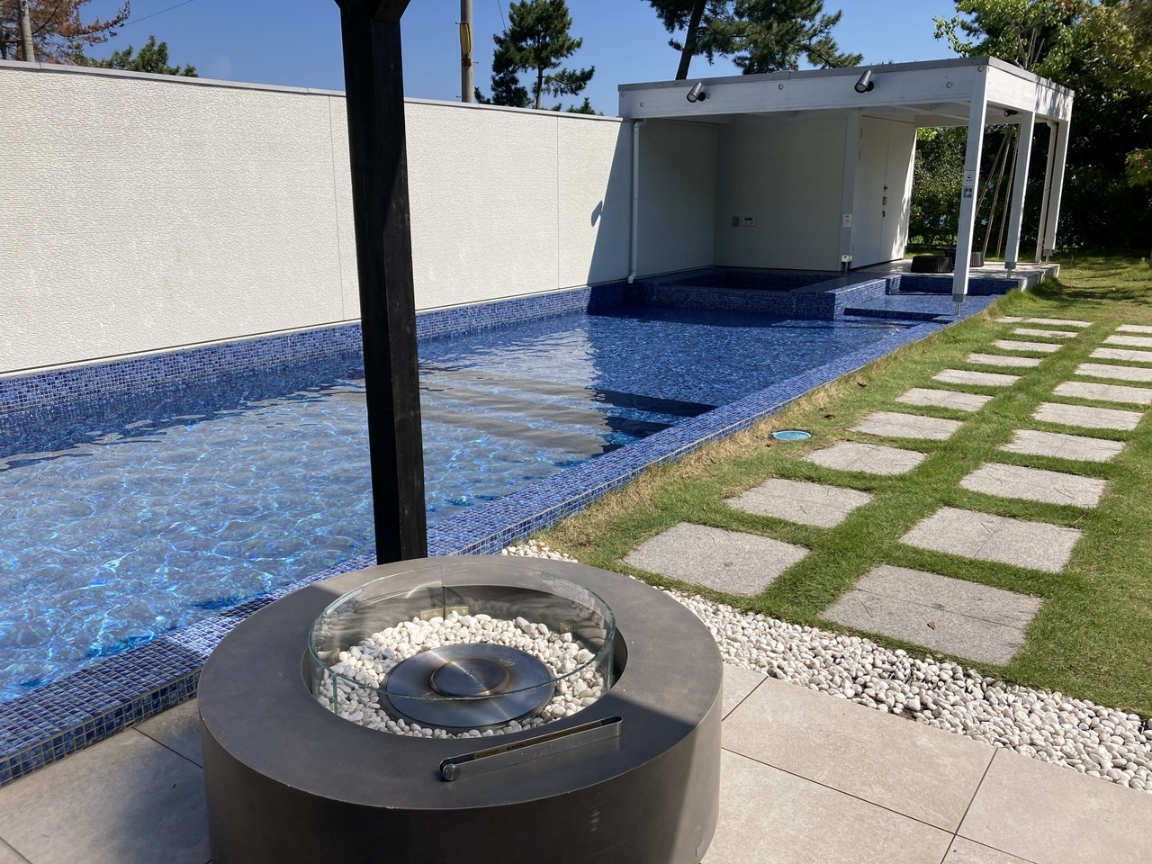 屋外ジャグジー&プライベートプールでゆったり3565671