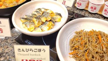 朝食ビュッフェ / 3