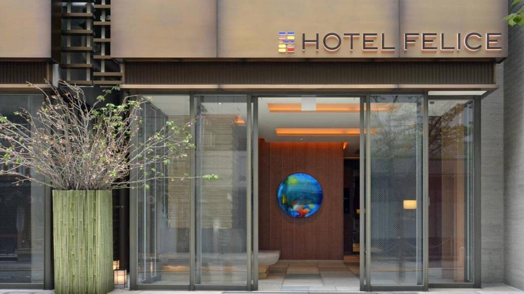 エントランス / 1