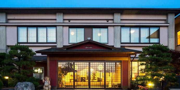 びわ湖畔 味覚の宿 双葉荘（滋賀県 旅館） / 1