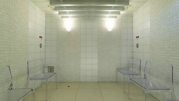 施設内の設備 / 13