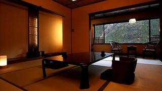 ◆デザイナーズフロア◆和モダン客室【半露天風呂付】 [和室]