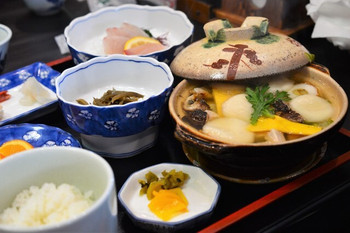 「姫松屋 本店」 料理 65288200 具雑煮竹