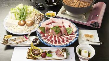 旅館のお食事処 / 24