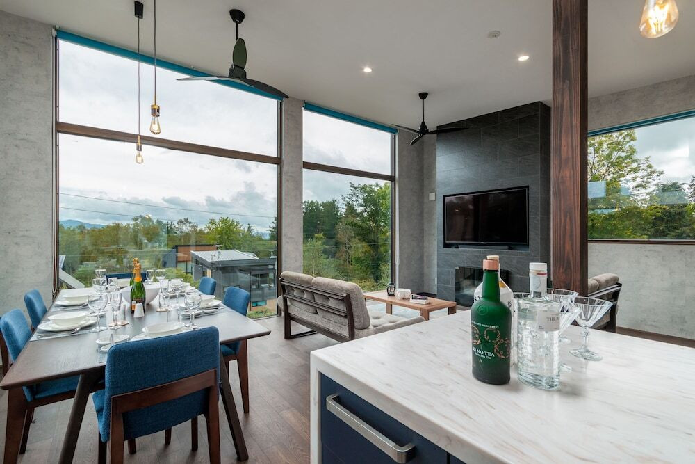 ダイニングルーム