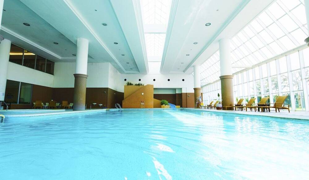 屋内プール　内観 / 2