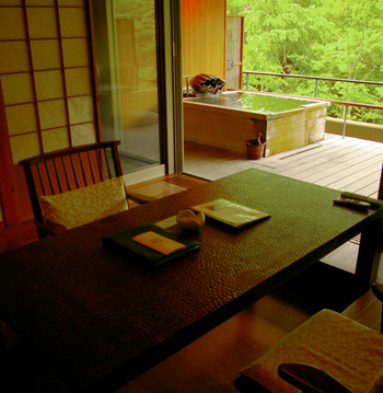 全室露天風呂付き客室。箱根の絶景を望み、2人きりのひとときを4229868