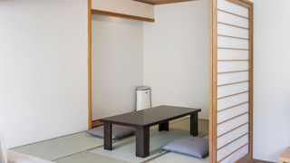 和洋室　プレミアムスイート（シングルベッド2台）