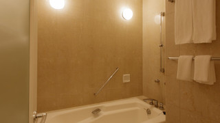 デラックス ツインルーム 禁煙 (最上階 / 皇居側)