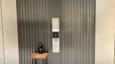 エレベーター / 4