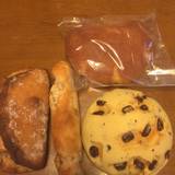 ベーカリー ハチ(ベーカリーハチ)