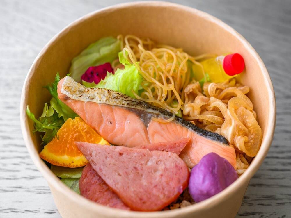 朝食