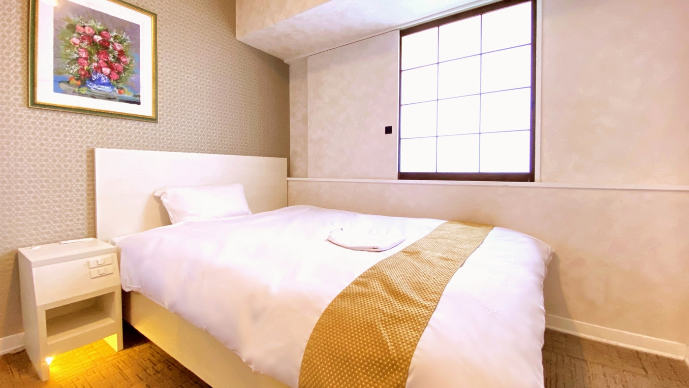 荷物を置いて観光ができるスマートホテル4273860