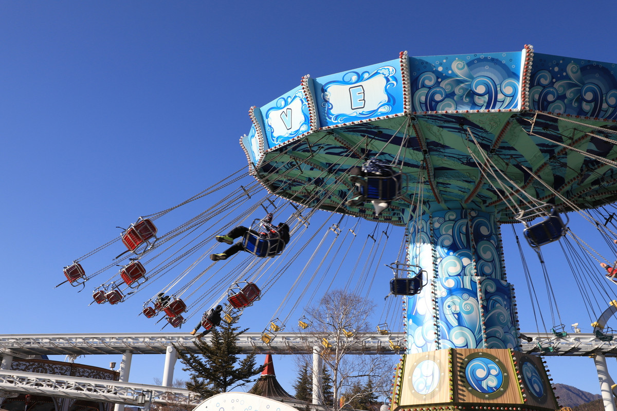 富士急ハイランド ウェーブスウィンガー