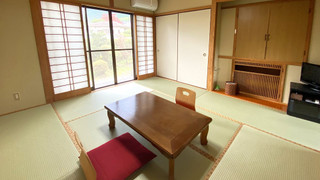 和室8畳 共用バスルーム