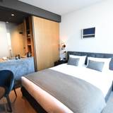 デラックスダブル / 4