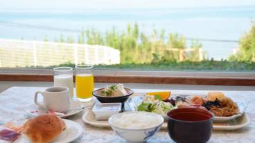 食事・飲み物 / 8