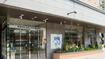 施設の入り口 / 4