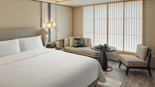 デラックス ルーム キングベッド 1 台