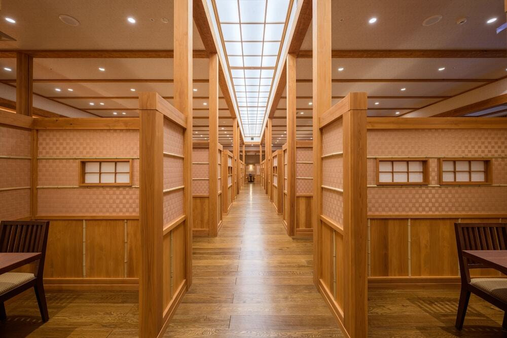 レストラン