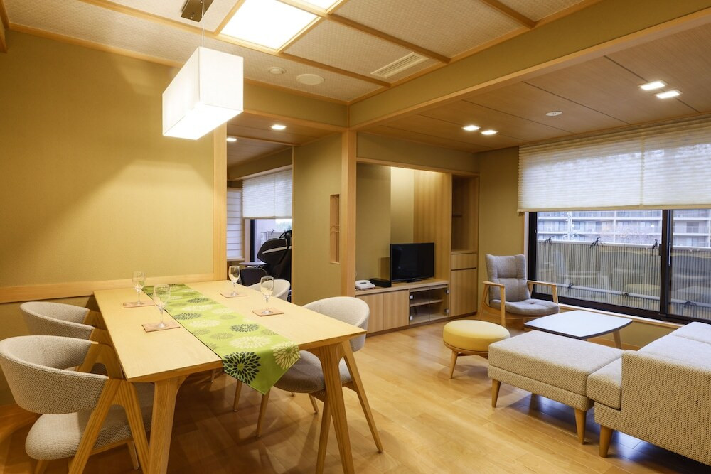 金泉露天風呂付き和洋室（2）