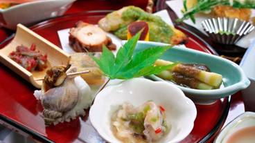 食事・飲み物 / 3