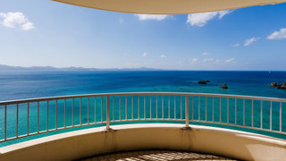 スーペリアルーム (レッド) : 定員2名 禁煙