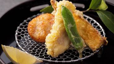 食事・飲み物 / 8