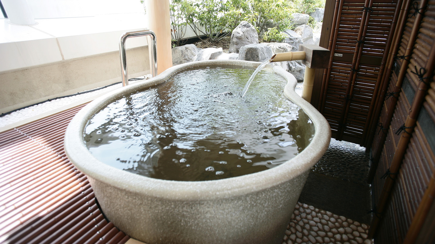 大浴場 源泉かけ流し かめ湯