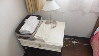 スタンダードダブルルーム　共用バスルーム・トイレ付