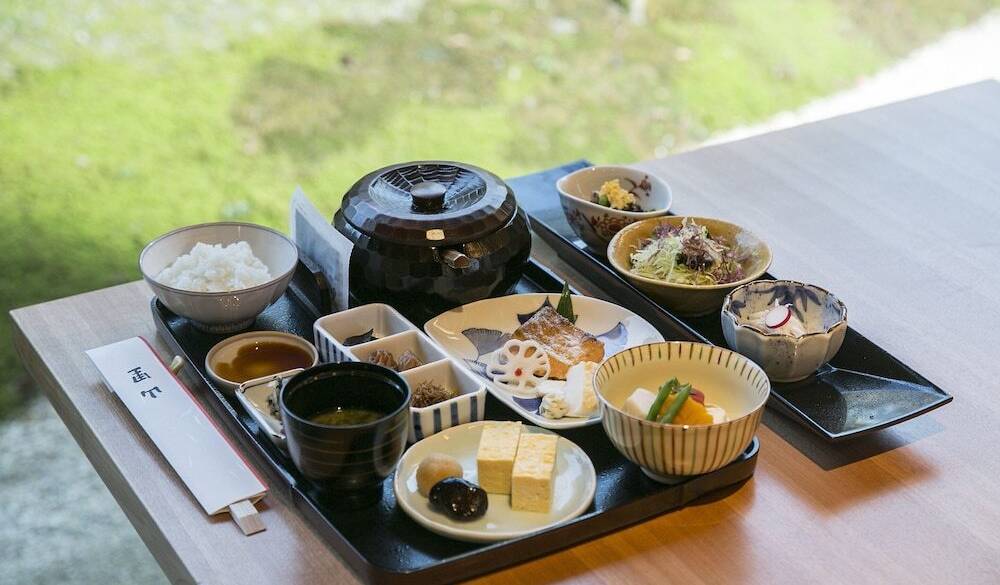自分好みの朝食で
気持ちのいい朝を。 / 1