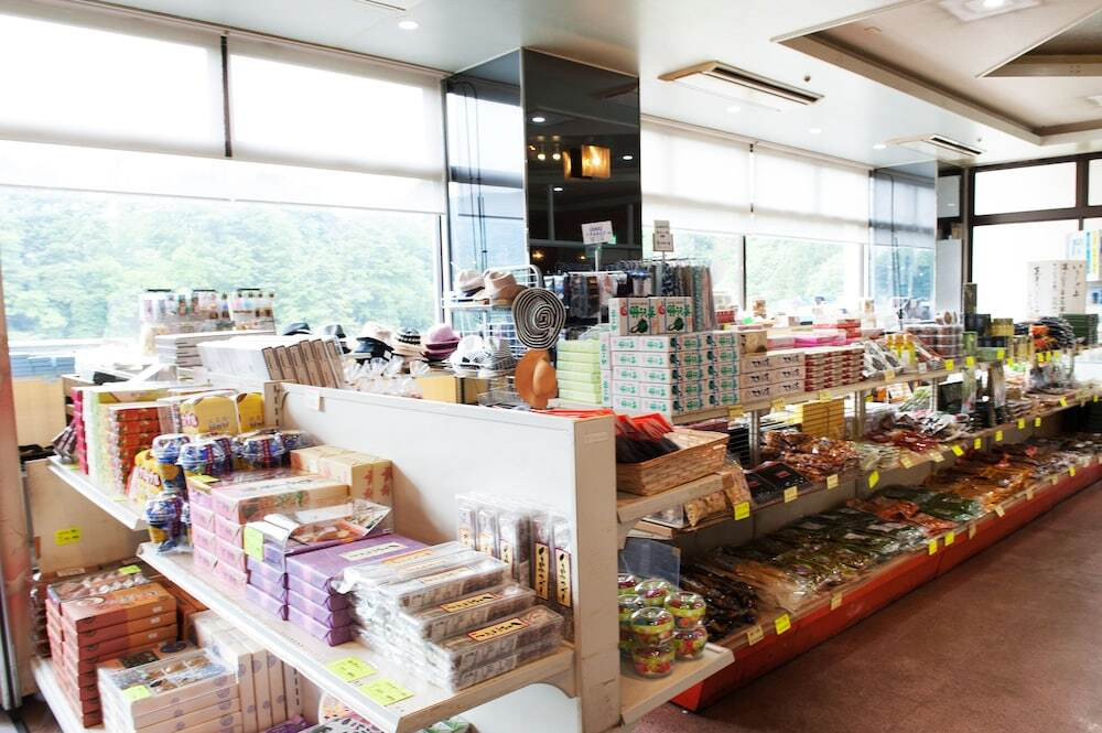 ギフト ショップ