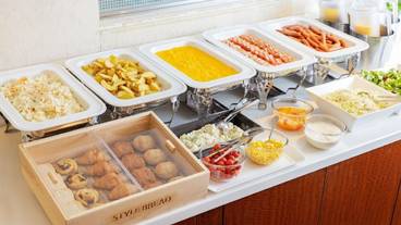 朝食ビュッフェ / 5