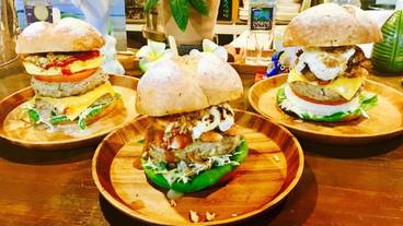 食事・飲み物 / 14