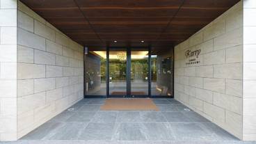 施設の入り口 / 5