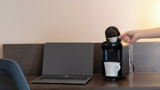 スタンダード ルーム クイーンベッド 1 台 シティビュー