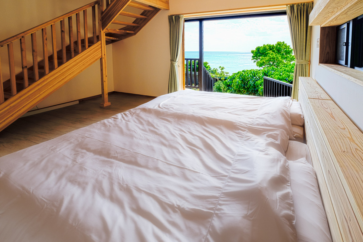 C棟 ニーケーヤー ベッドルーム