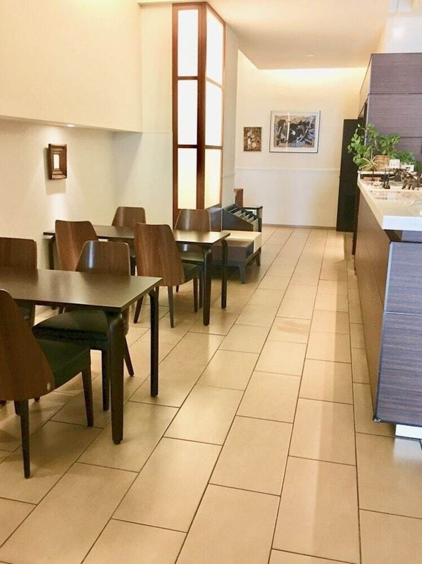 ロビーラウンジ