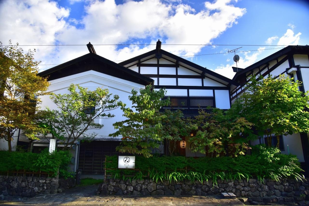 歴史を感じる蔵の宿で優雅に過ごす3929187