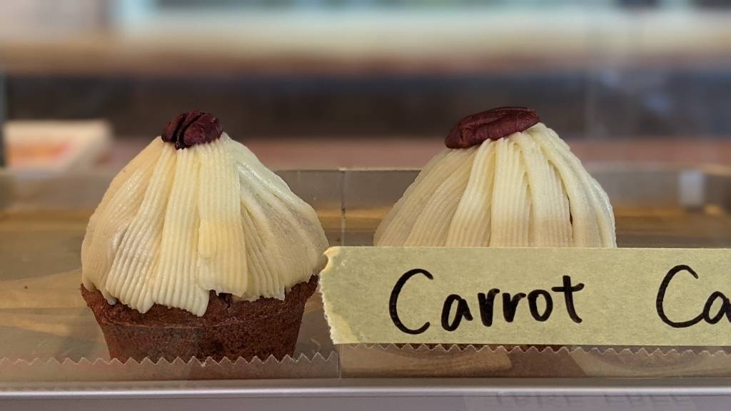 残波ビーチを望むカフェで
アメリカンなランチ / 3