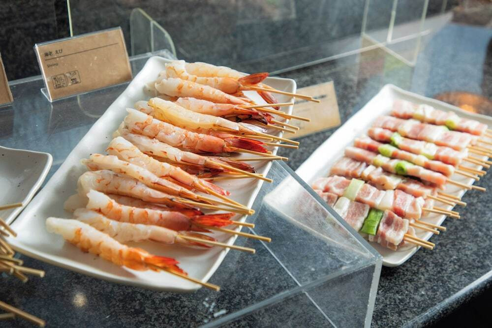 朝食