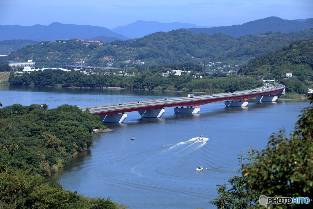 目の前に広がる浜名湖の絶景を楽しむ「舘山寺温泉」4090948