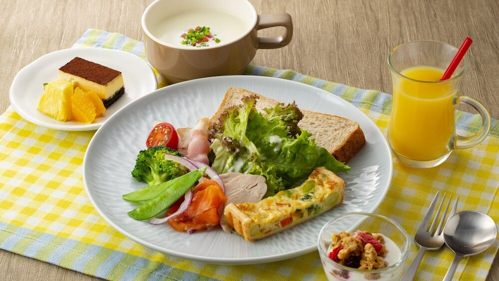 朝食