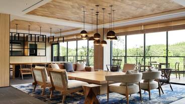 ロビーラウンジ / 10