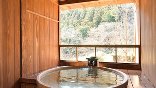 【樅】信楽焼の露天風呂付き客室