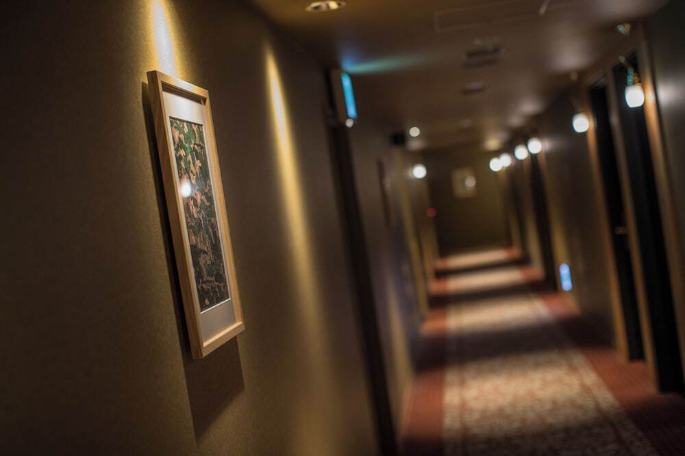 廊下のアート作品